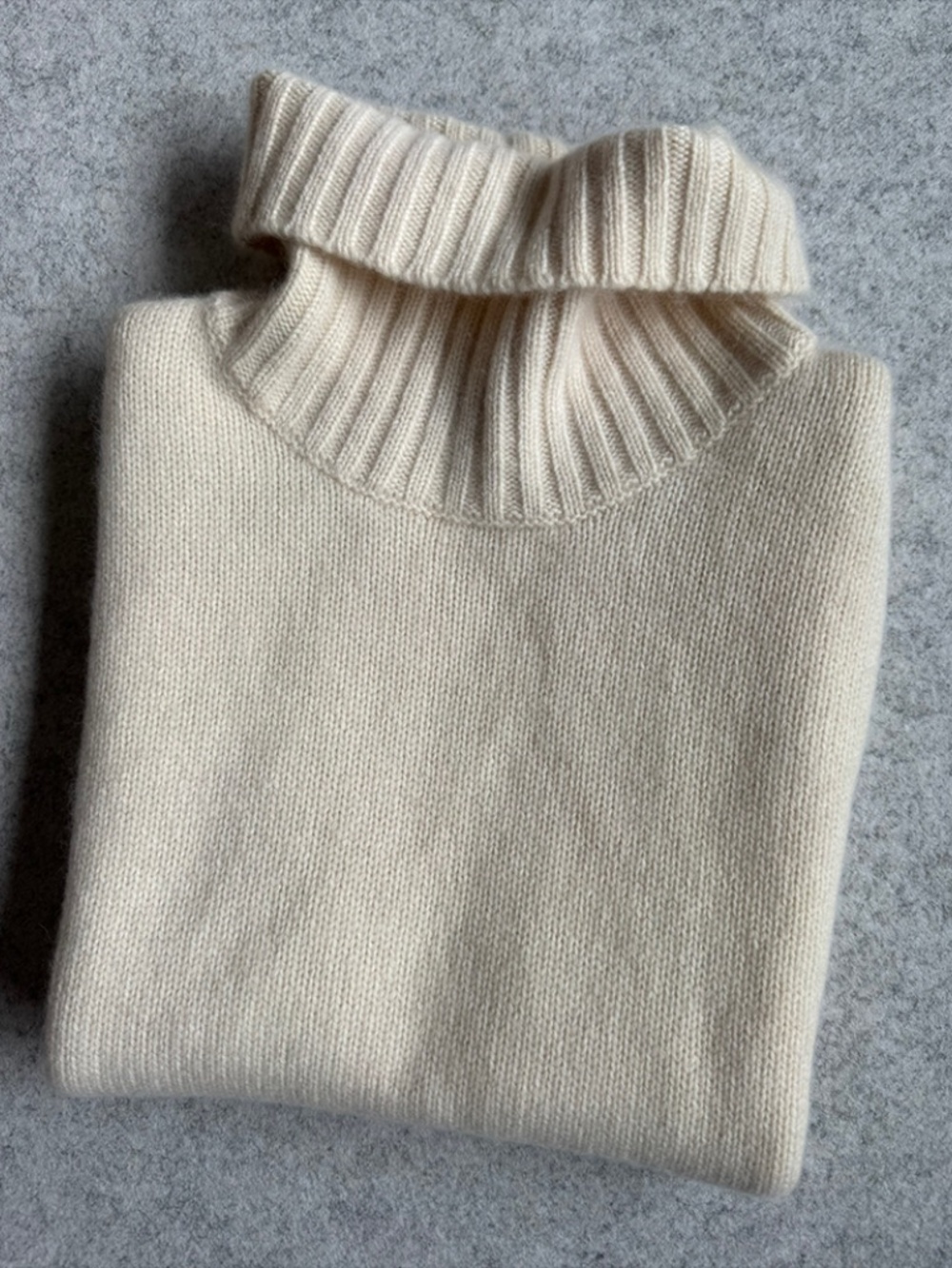 White + Warren 100% Cashmere Sleeveless Turtleneck Sweater Women's Medium